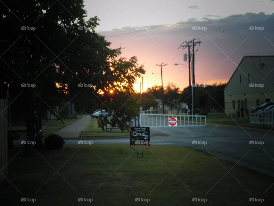 East Texas sunset. This is another picture of the sun setting. 👣 🚶 🏃 🔥 💨