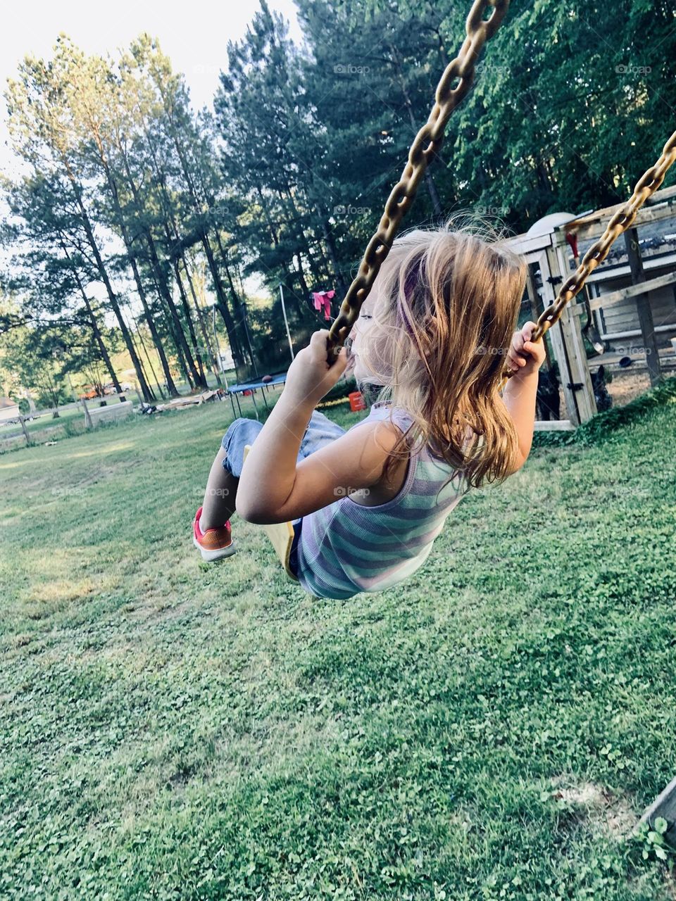 SWINGING 