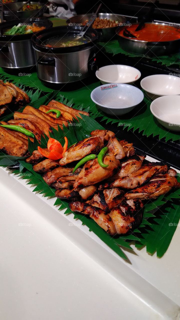 pinoy food, philippines, barbecue, makati, meat, seafoods