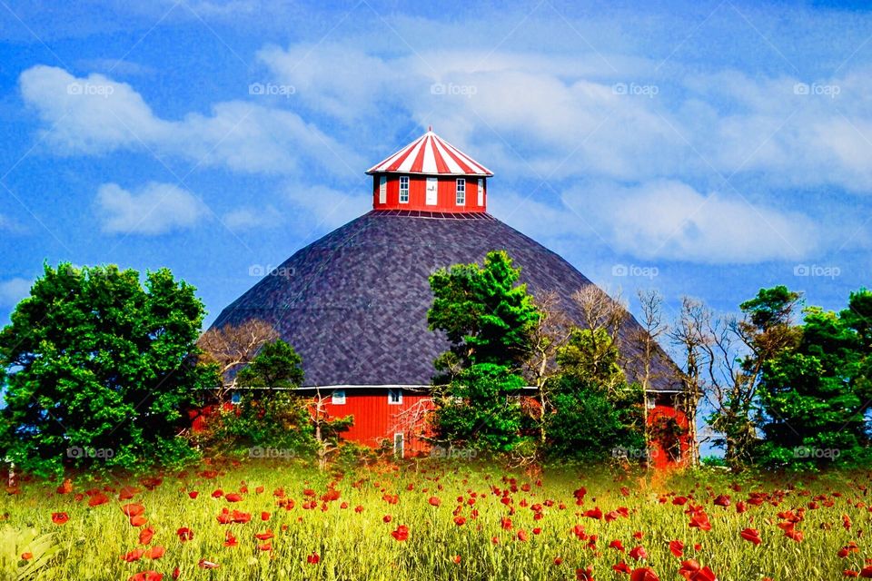 Beautiful red round barn