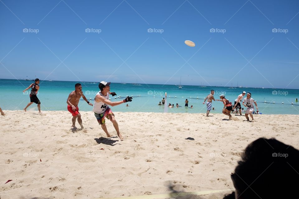 Frisbee catch 