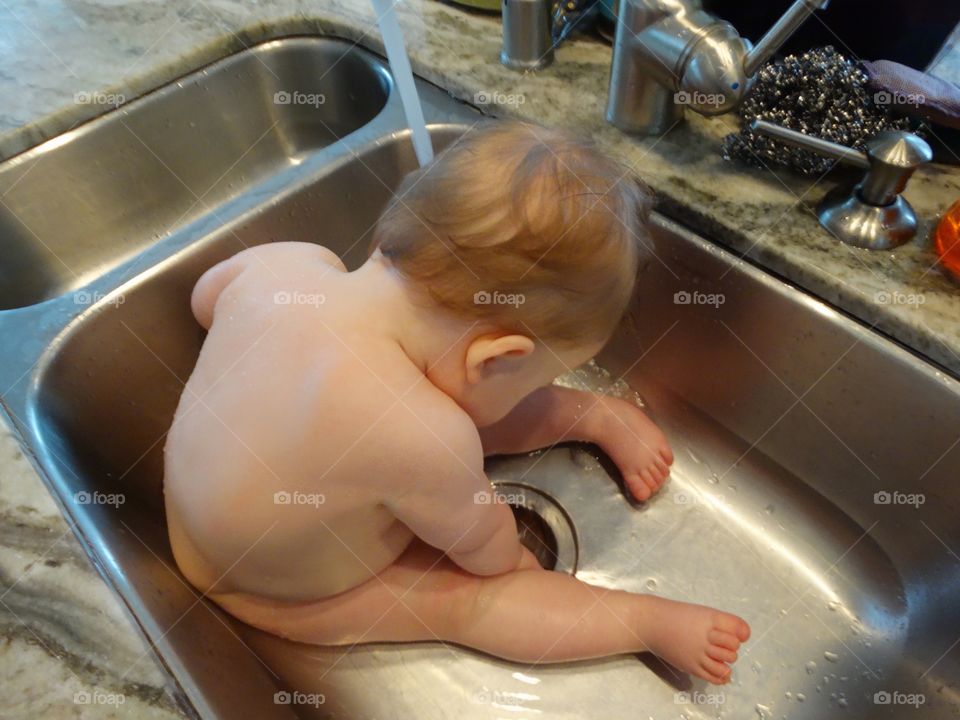 Baby Bathtime
