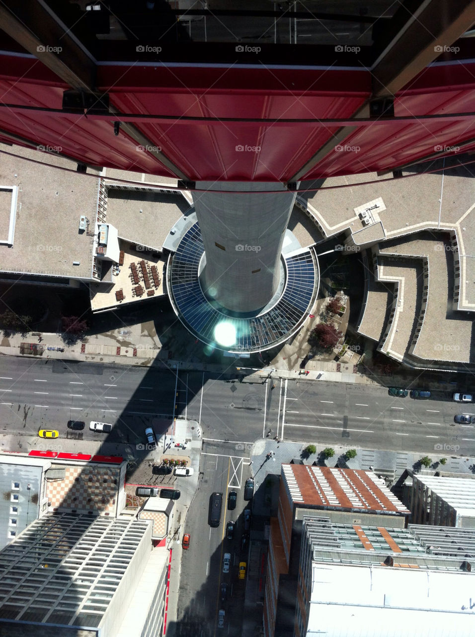 Look waaay down! Dig the view and I don't ? like heights.