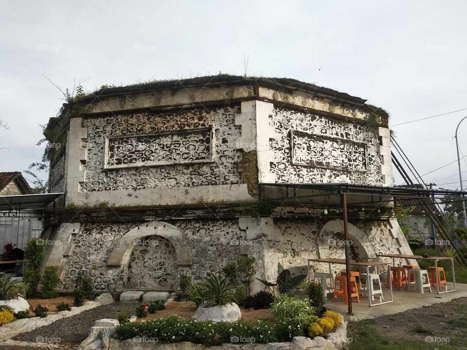 old cafe water tank