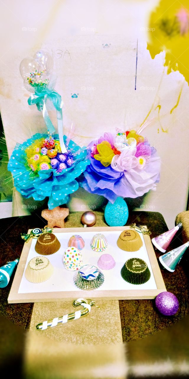 i love all those beautiful and colorful colors in front of my very eyes.