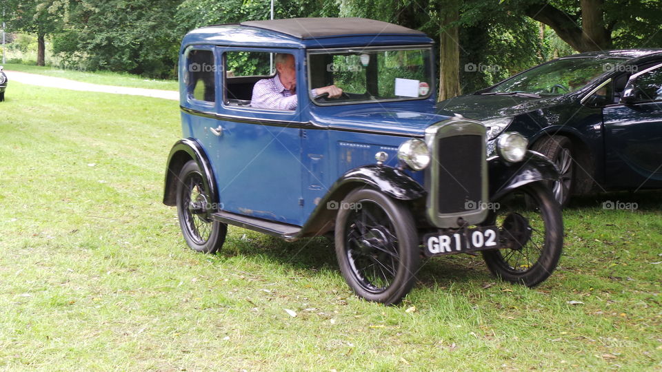 vintage car 1930s