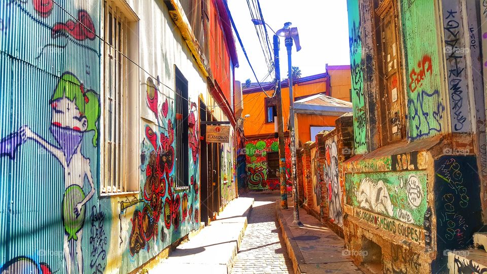 Colourful street art of Valparaiso