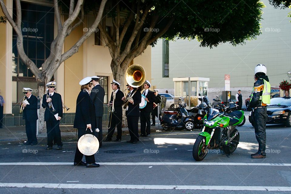 An orchestra on the street 