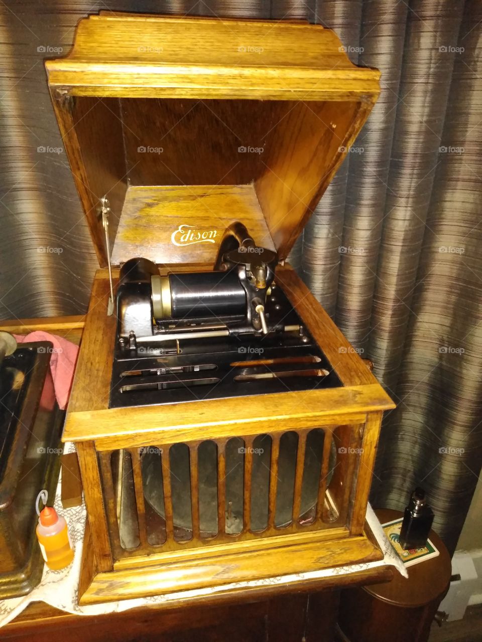 1916 Edison phonograph