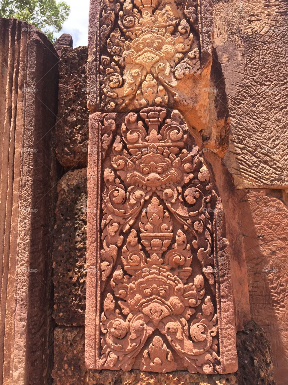 TheArt of Carving at Angkor Wat Temple, Cambodia 