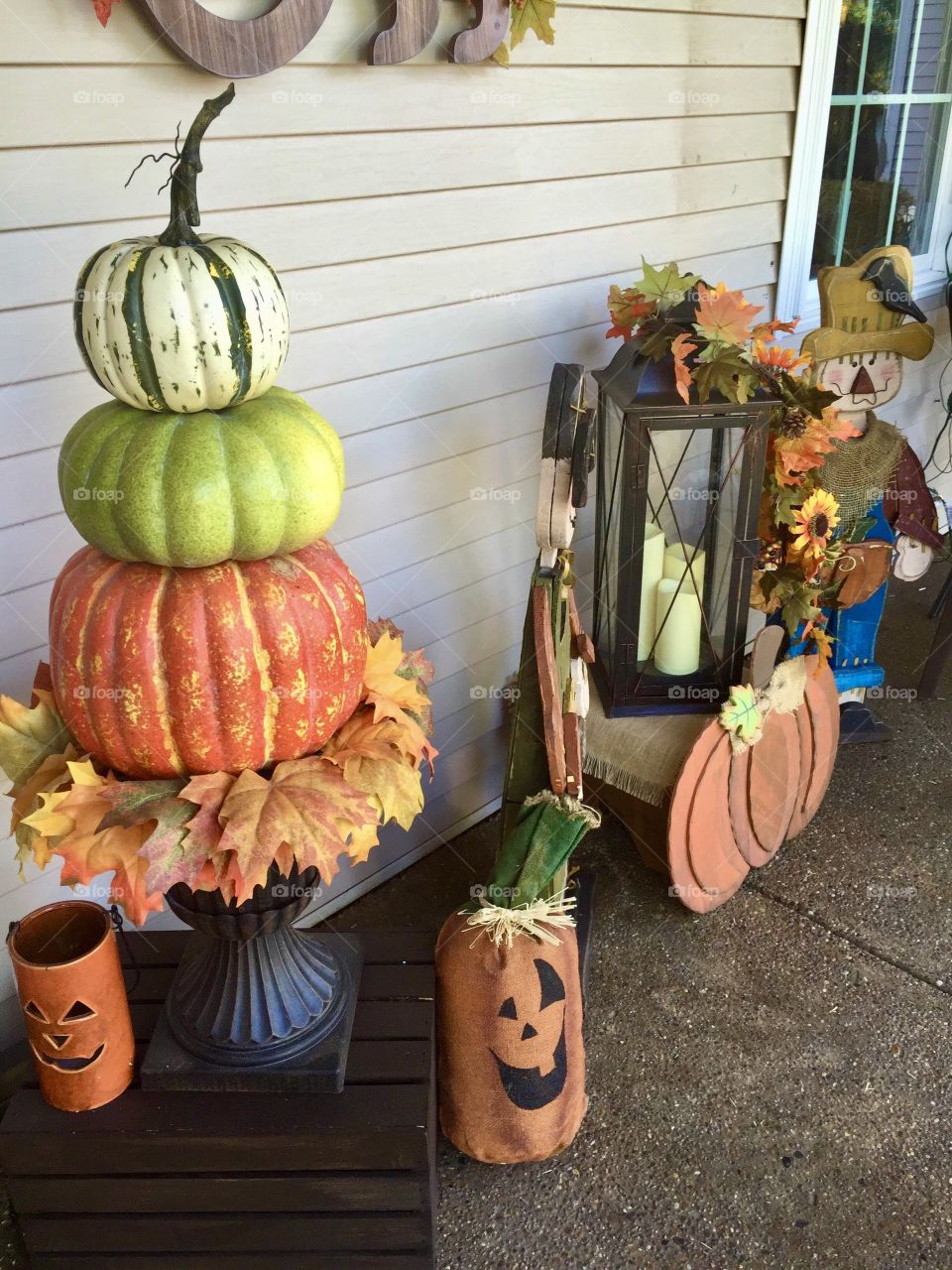 Halloween and pumpkin decorations