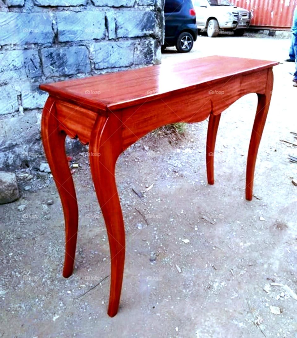 This coffee table looked simple but so damn hard to craft. Did we do it right foapers? #metal #wood #furniture #woodvsmetal #mission #buymyphoto