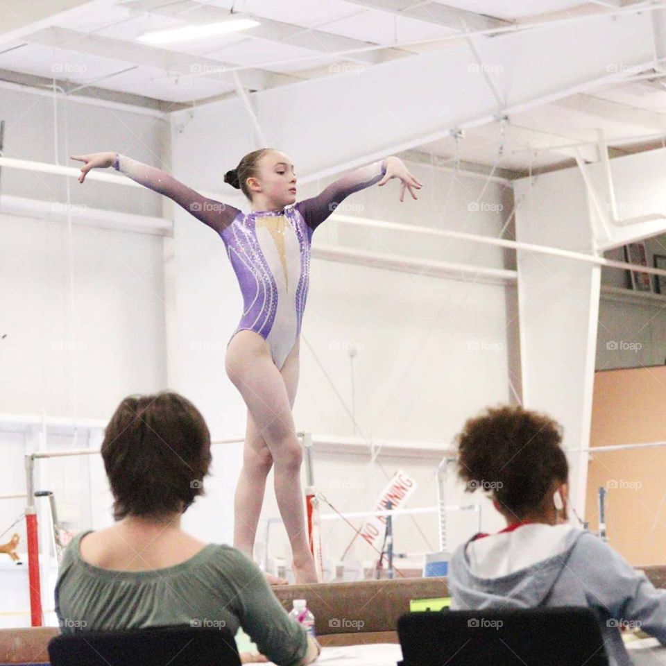 balance beam in gymnastics