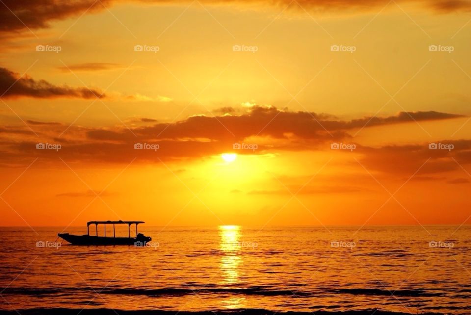 Boat sunset 