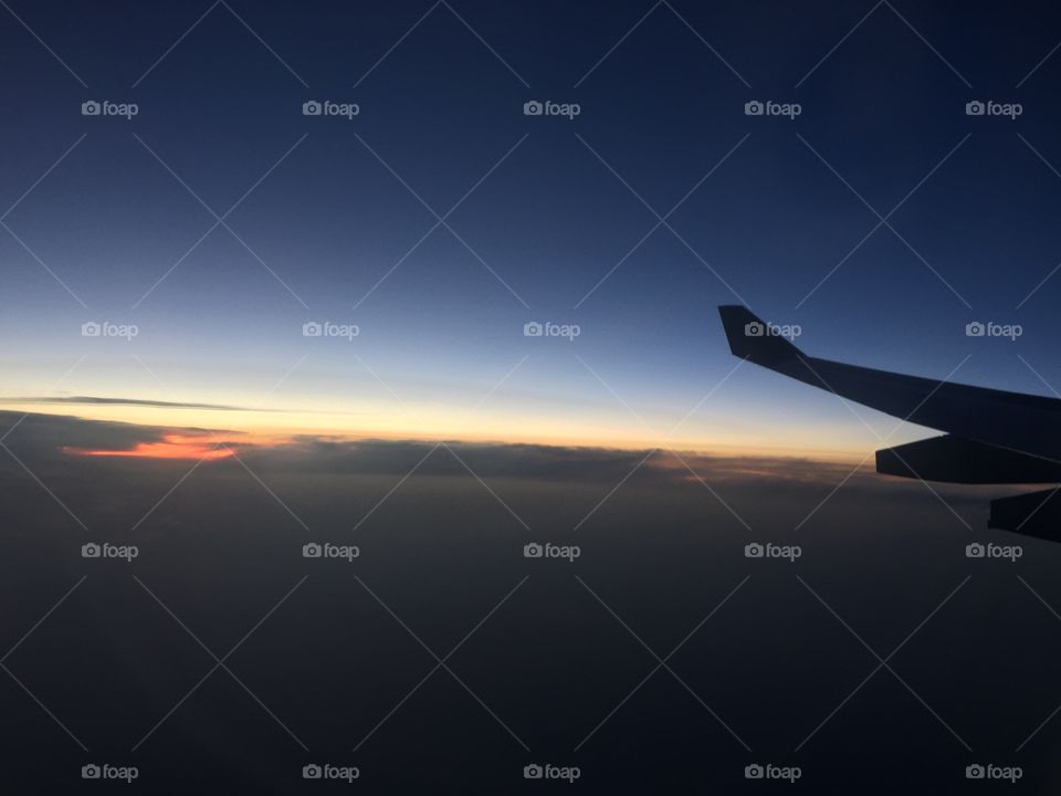 Flying sunrise from plane 