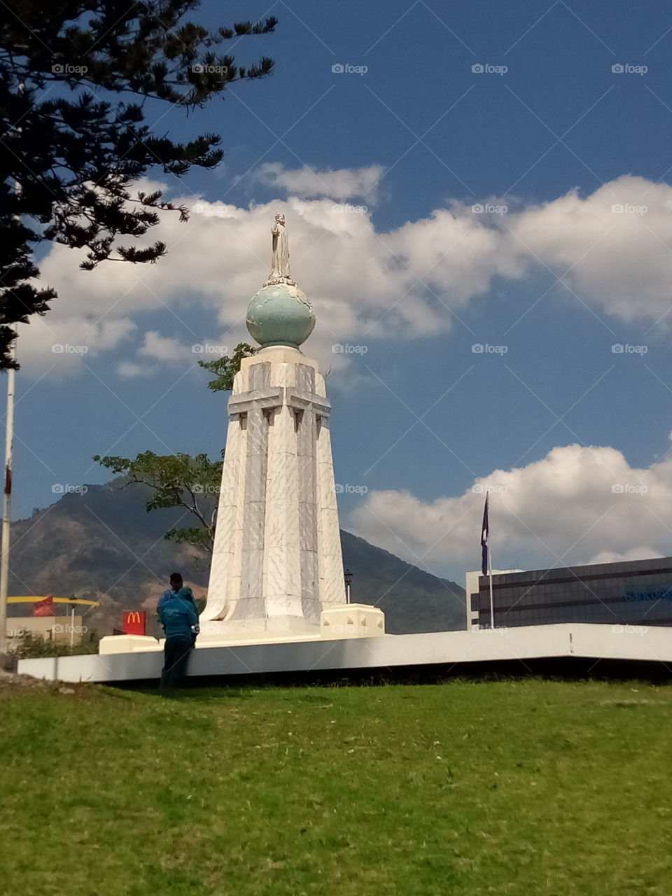 El Salvador del Mundo. monument San Salvador. El Salvador