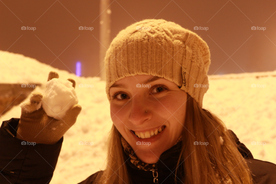 snow winter girl happy by lanocheloca