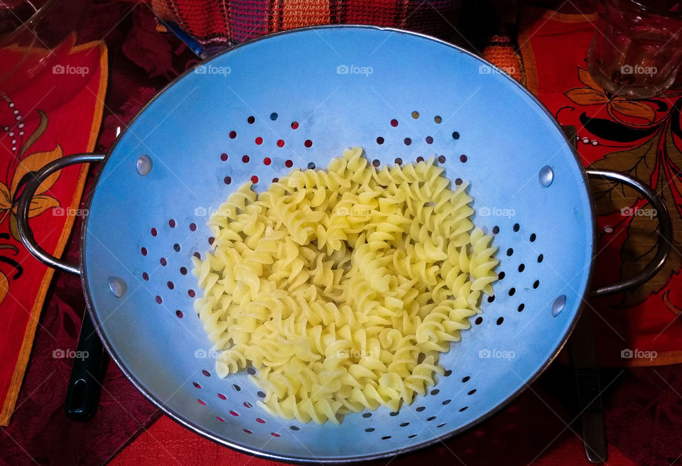 Cooking pasta / fusilli