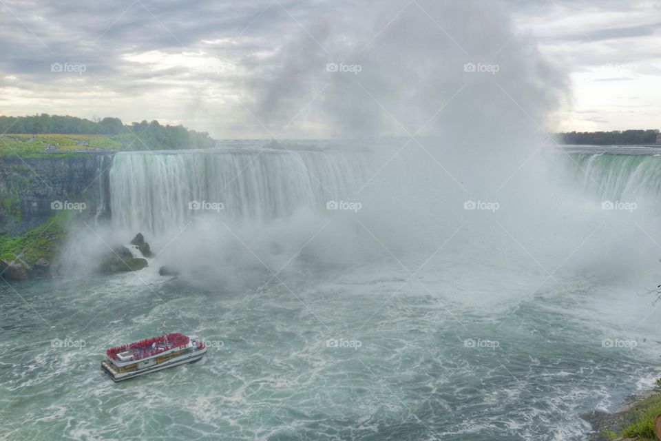 Niagara Falls, a famous destination in Niagara Region located in Ontario, Canada. 🇨🇦