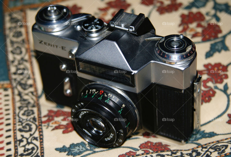 Old photo camera 