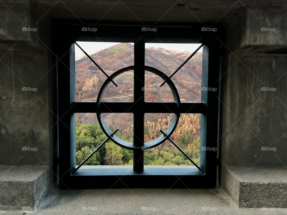 Window to the Mountain 