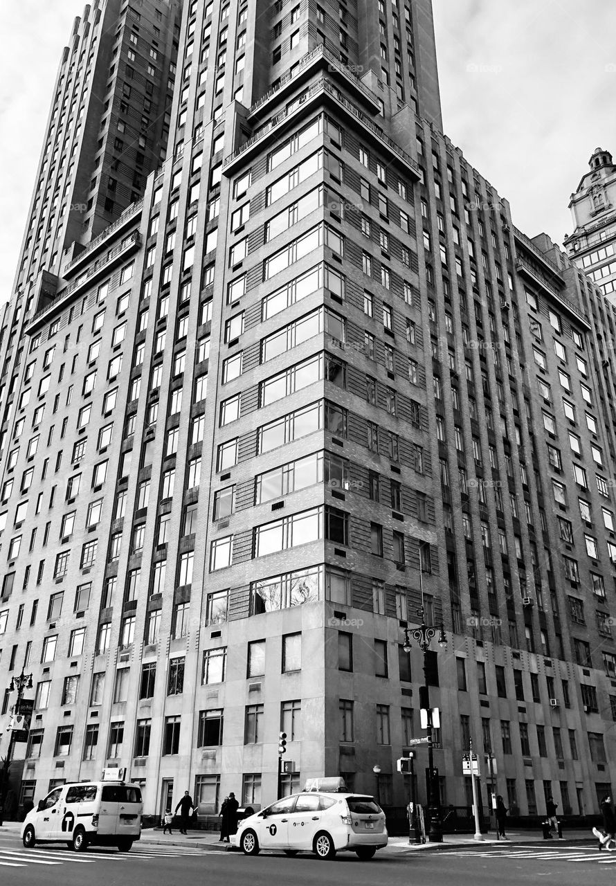 Low angled shot of a skyscraper in New York, USA