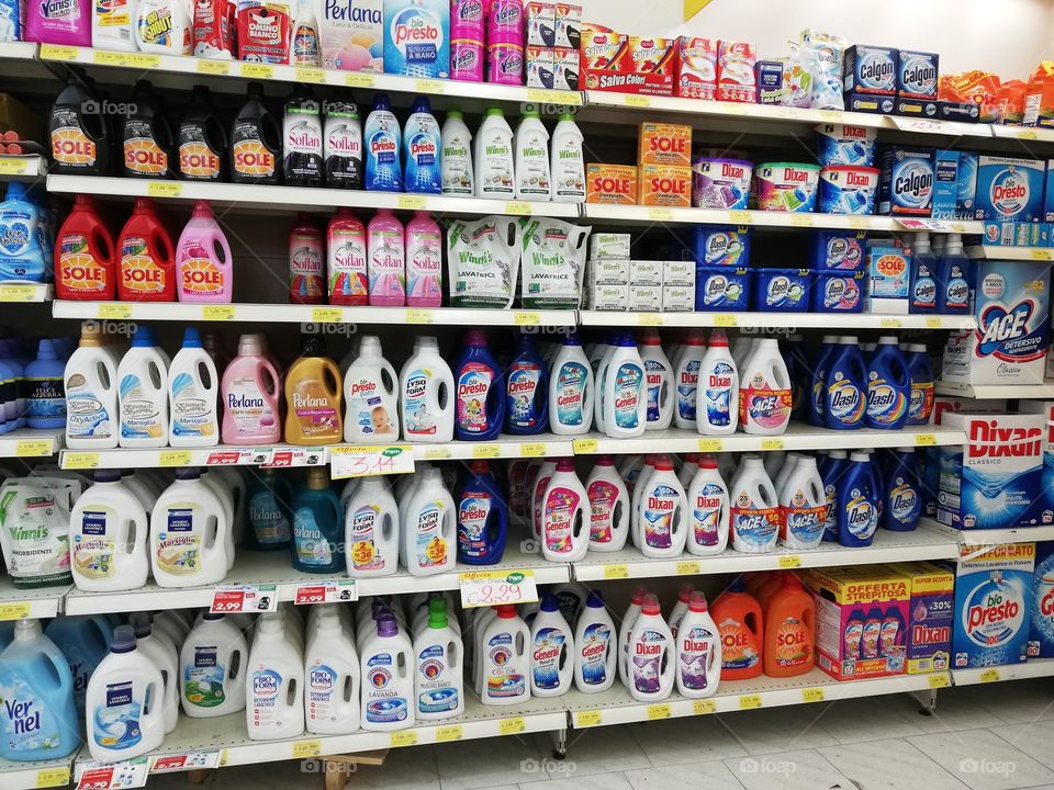 lane of liquid detergents