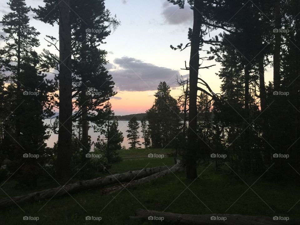 Sunset in Lake Yellowstone 