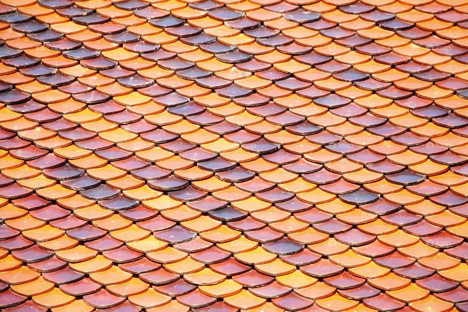 Terracotta​ roof​tile, red​ heart​ shape, mixed​ with​ yellow​