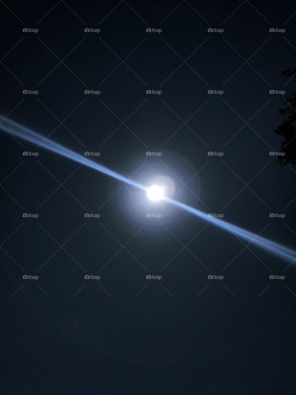 Blacked out sky. Black Rock State Park. Rays.