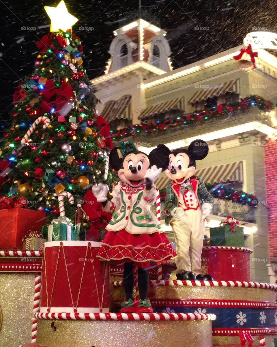 Walt Disney World Christmas Parade