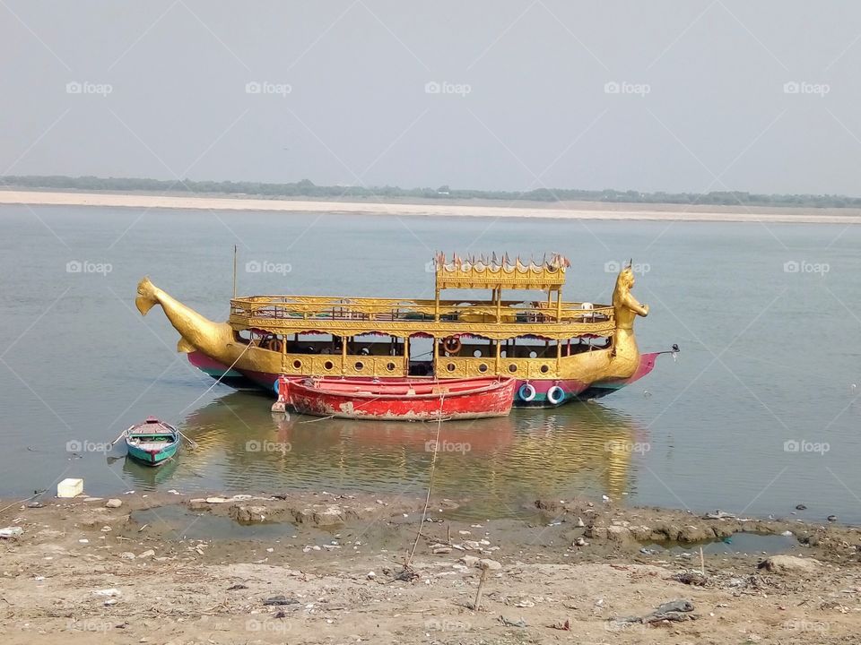 beautiful boat in Indian River ganga