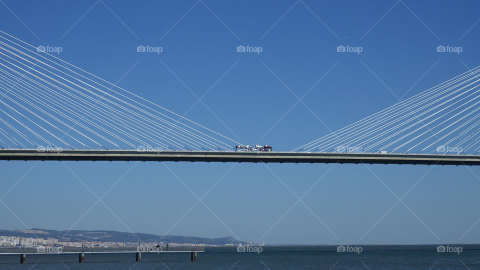 Truck on the bridge zoom