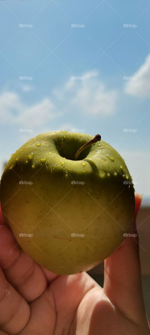 green apple