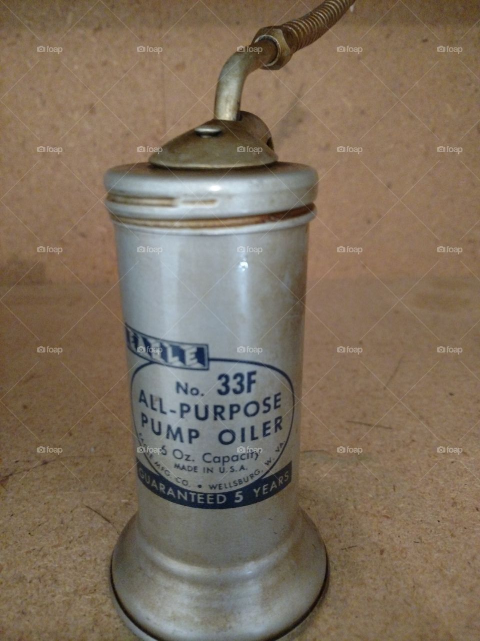 oil can