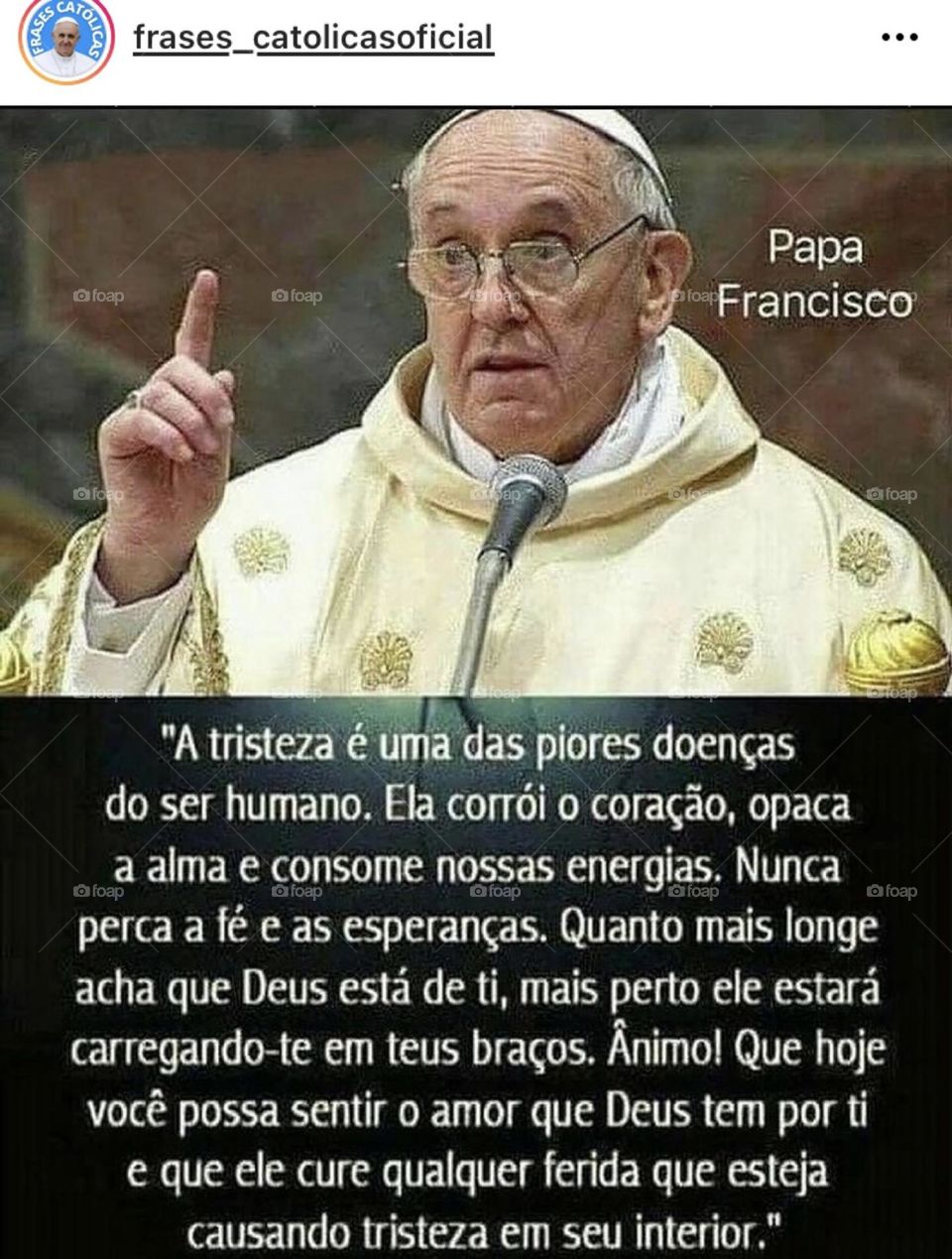 🇺🇸 Do not be discouraged in life, let us believe in the love of God. Follow this tip from the Pope: let's have courage and faith! / 🇧🇷 Não desanimeis na vida creiamos no amor de Deus. Siga essa dica do Papa: tenhamos ânimo e fé!