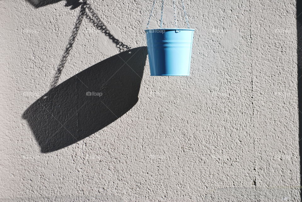 Bucket and shadow