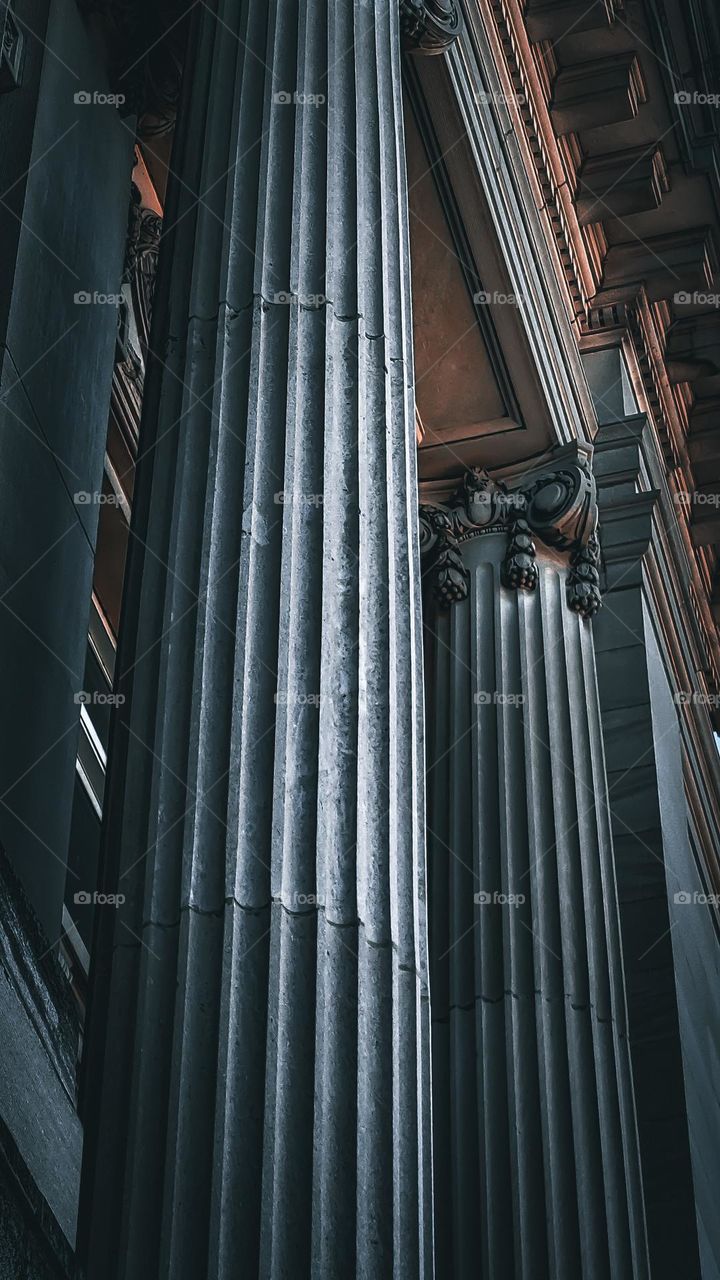courthouse columns in high definition detail