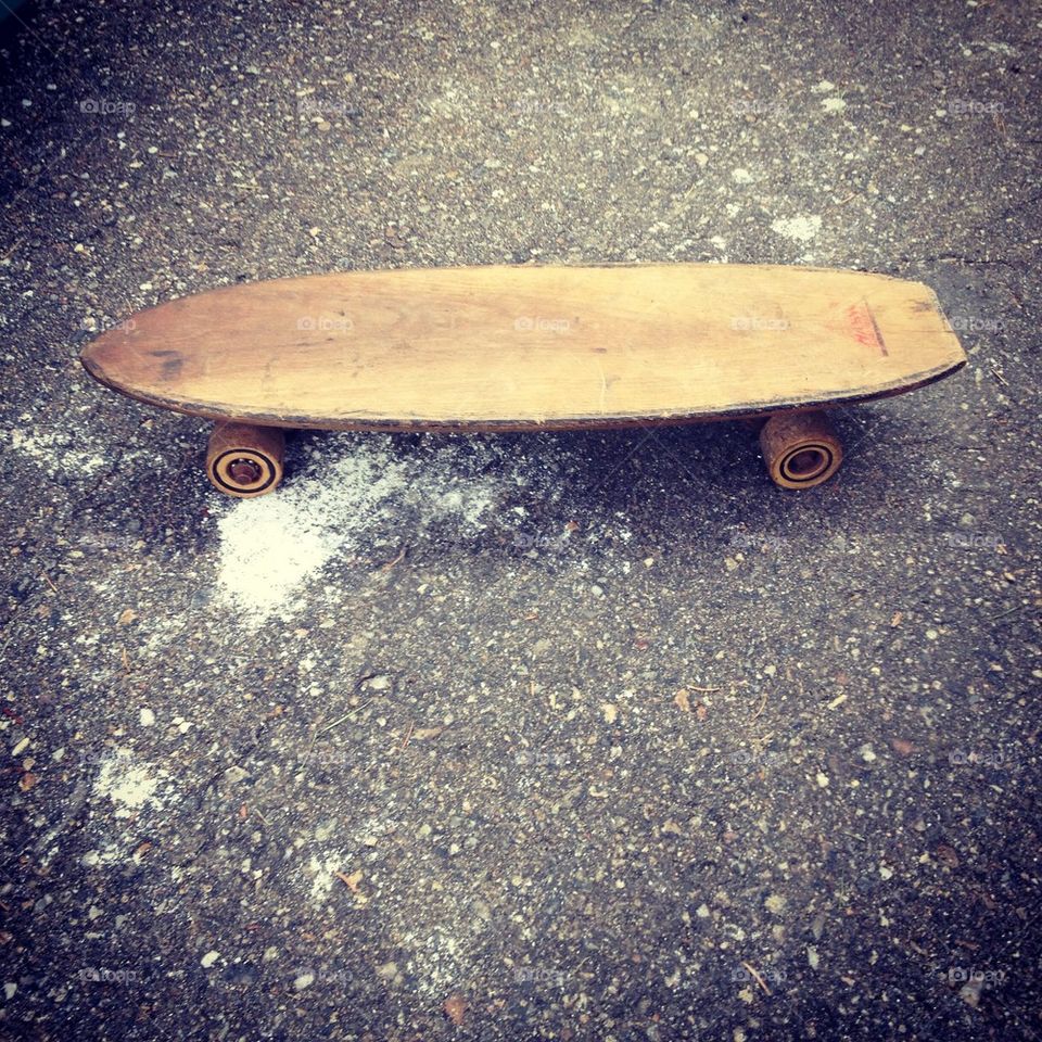 Skateboard