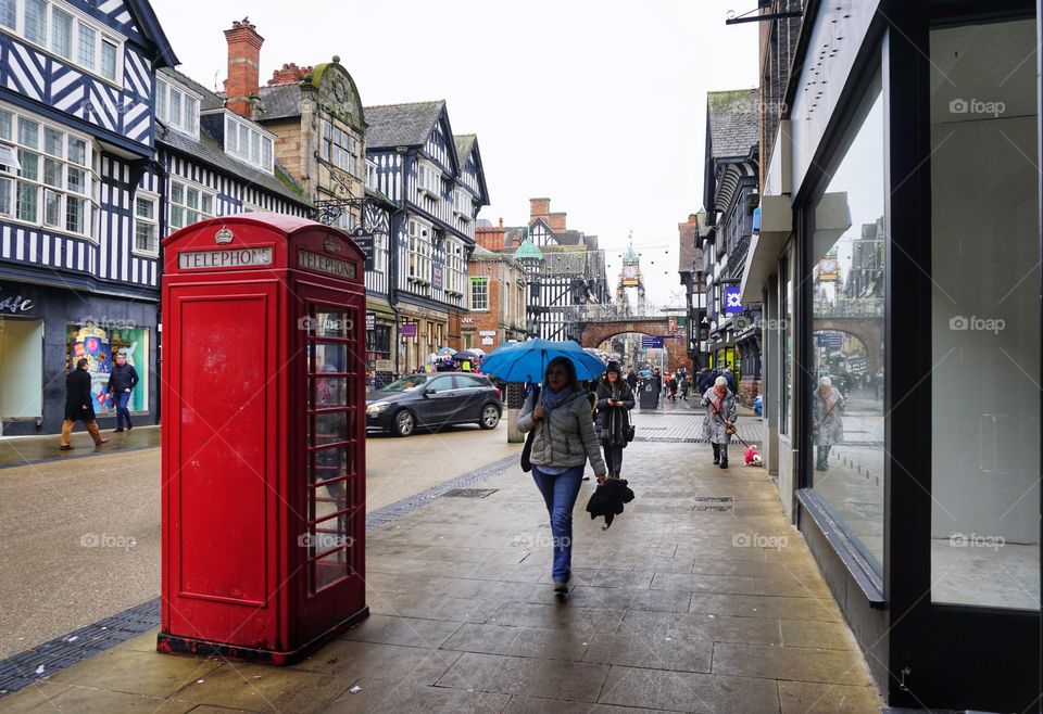 Chester shoppers in the November drizzle 