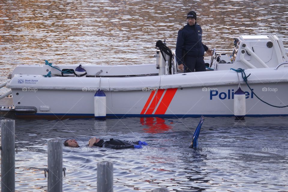 Swiss Water Police training in Zürich