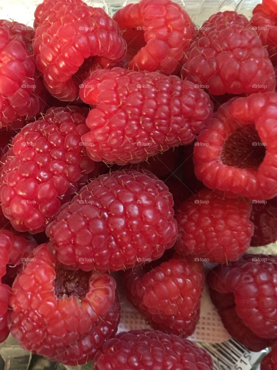 The Love of summertime - Red Raspberries