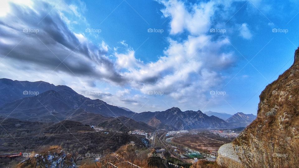 A pleasant outdoor mountaineering