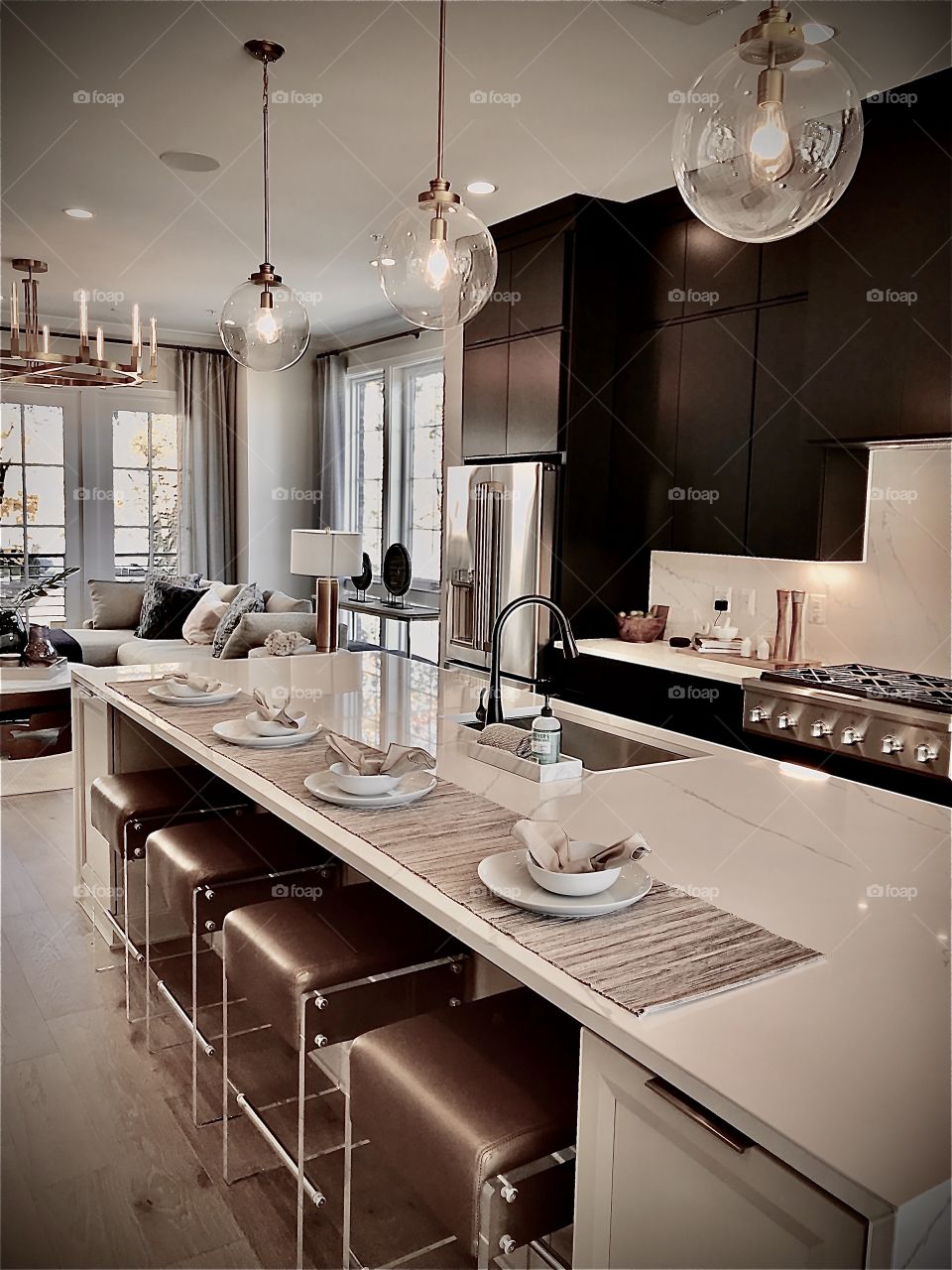 Contemporary kitchen 