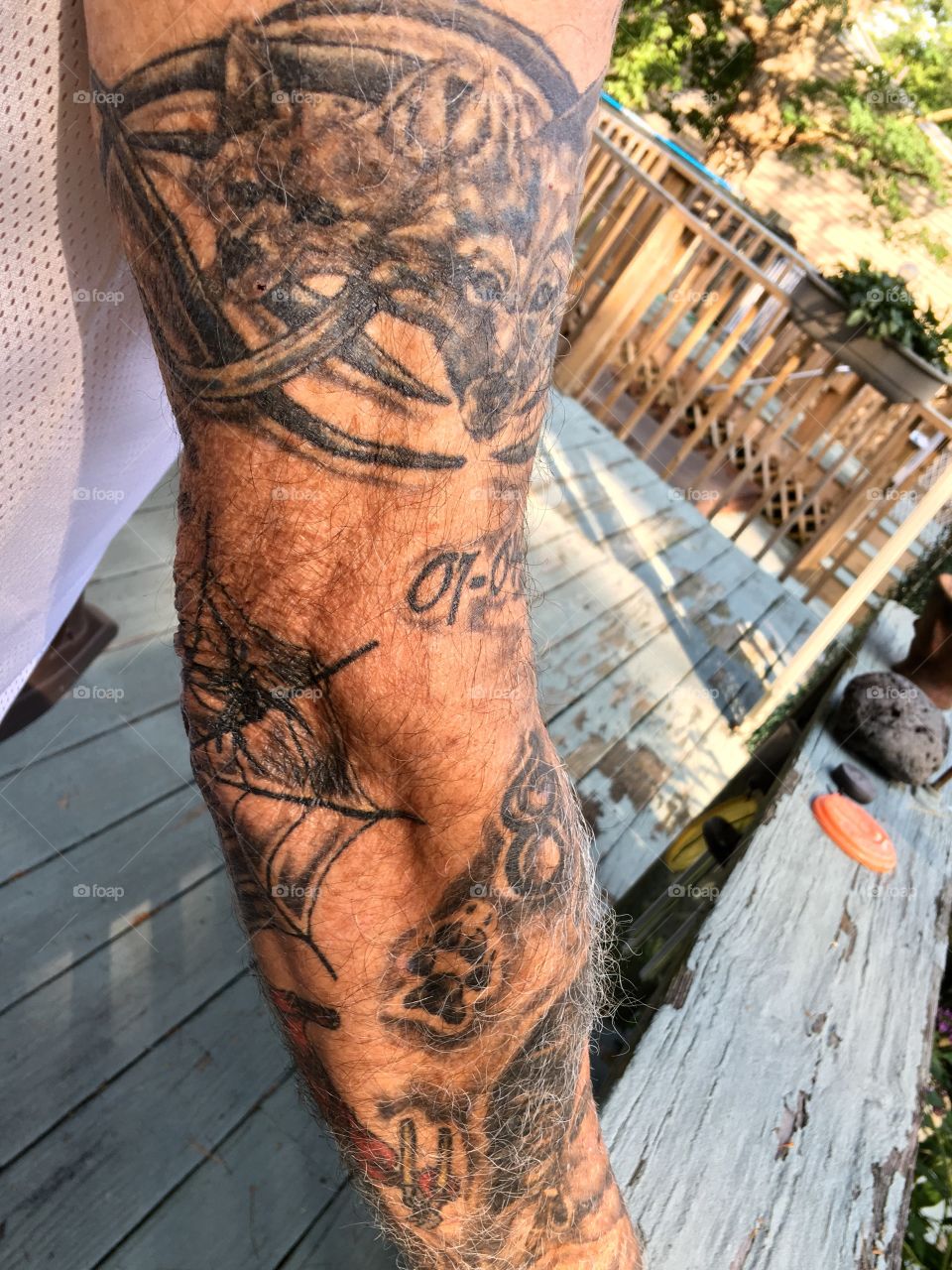 Black & Gray color sleeve, to be finished.