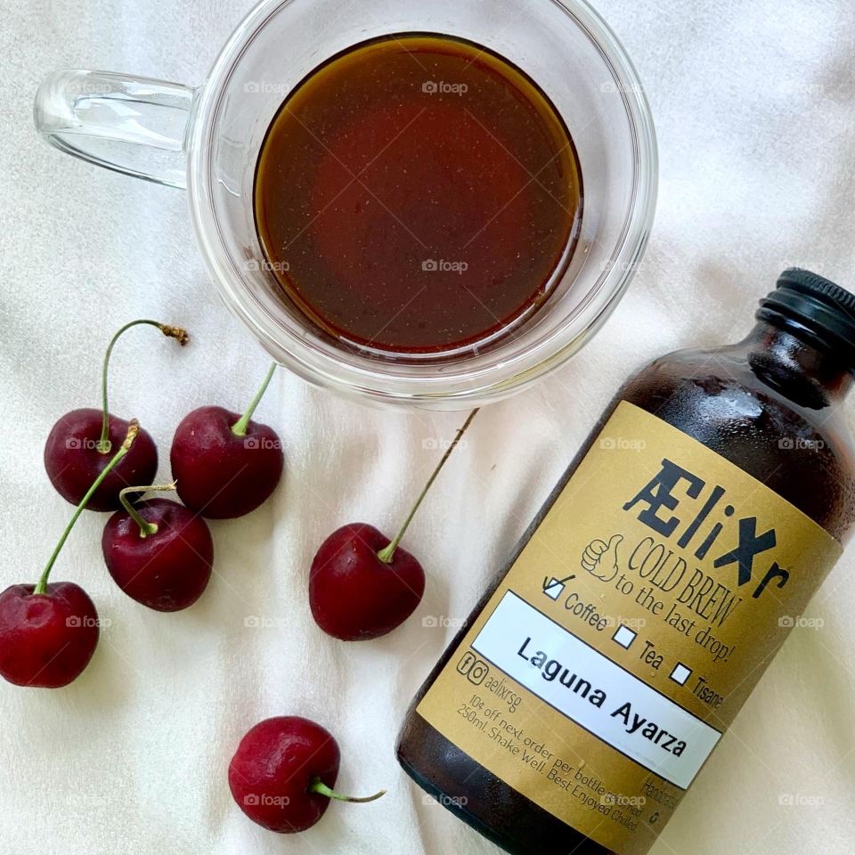 Cold brew coffee , tea and tisane