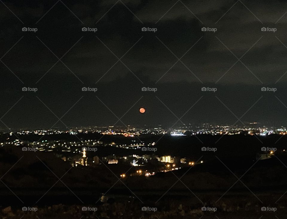 Moonrise in Amman