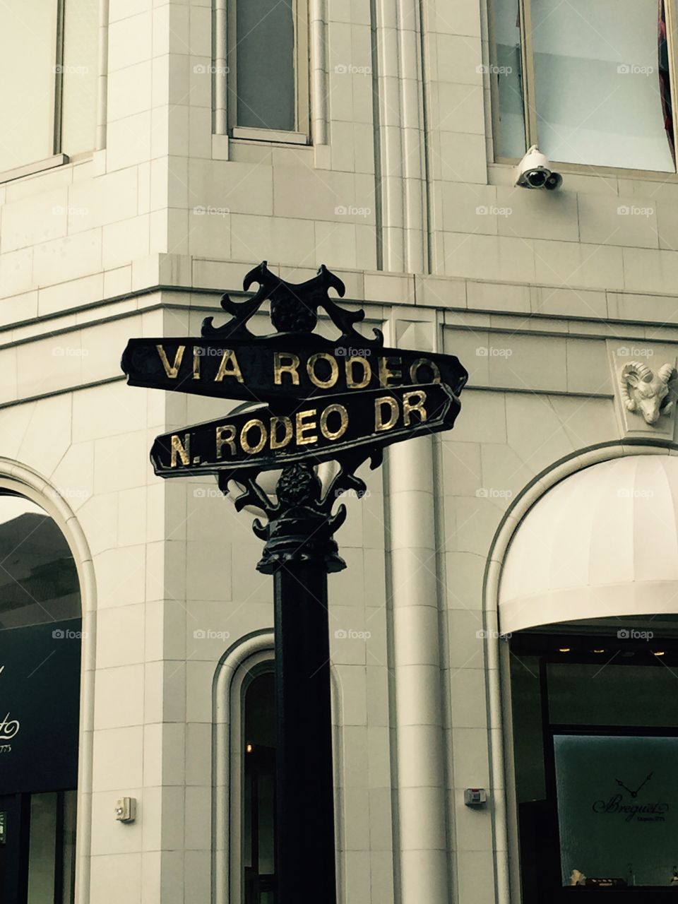 Rodeo drive 