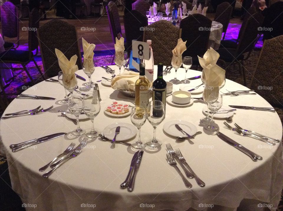 Banquet table