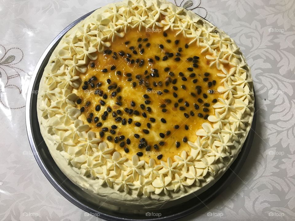 Passion fruit cake